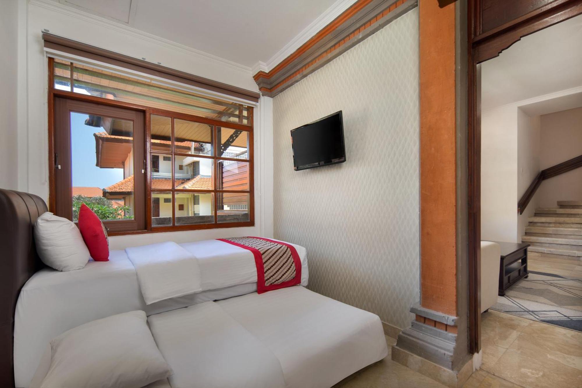 Grand Istana Rama Hotel Kuta  Exterior photo