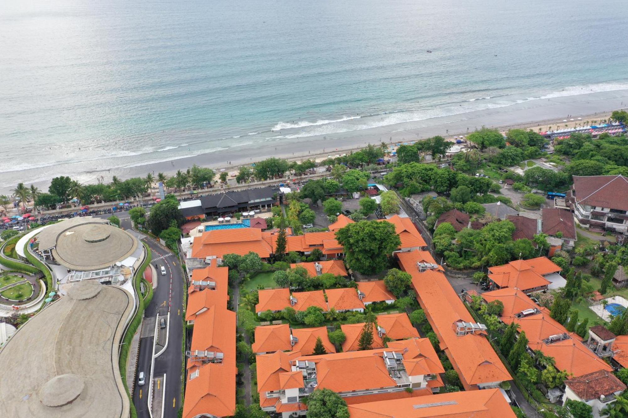 Grand Istana Rama Hotel Kuta  Exterior photo